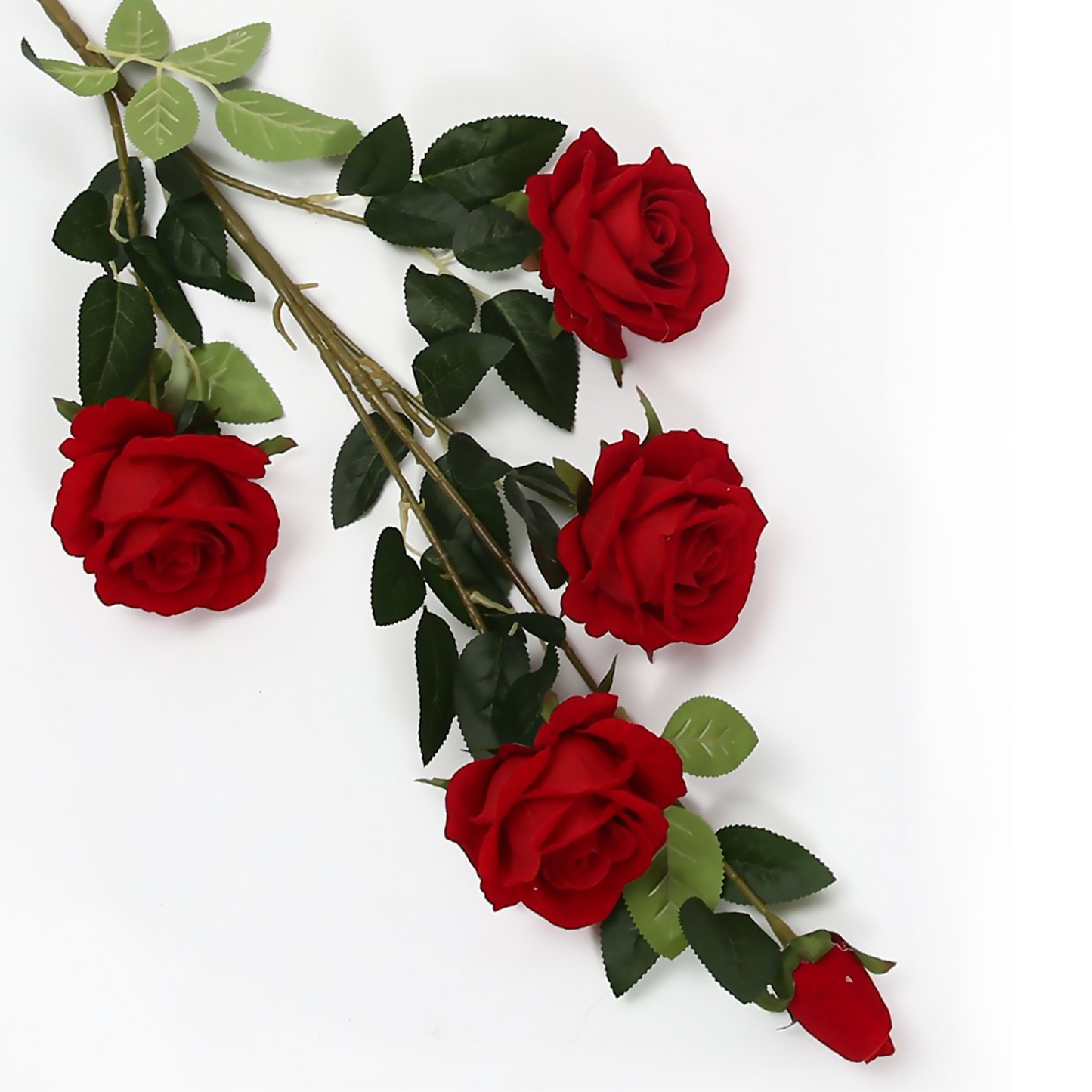 4 rosas grandes y una rosa pequeña de capullo 108CM rojo