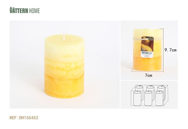 Vela de tres colores en forma de pilar de 7 x 9,7 cm con sabor a mango de parafina (amarillo) que dura 40 horas